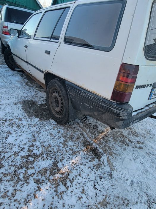 Продам машину опель кадет 1,6 дизель