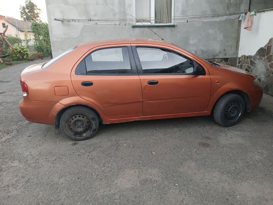 Продам шевлове авео 1.5