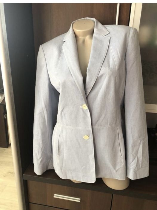 Вітровка Jack Wolfskin. Тренчі. Вітровка Helly Hansen