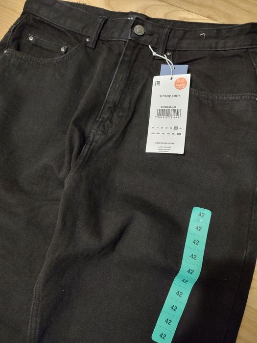 Sinsay jeansy mom's fit - r 42