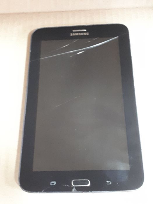 Планшет Samsung Galaxy Tab 3 (Sm-T116).  7 дюймов"