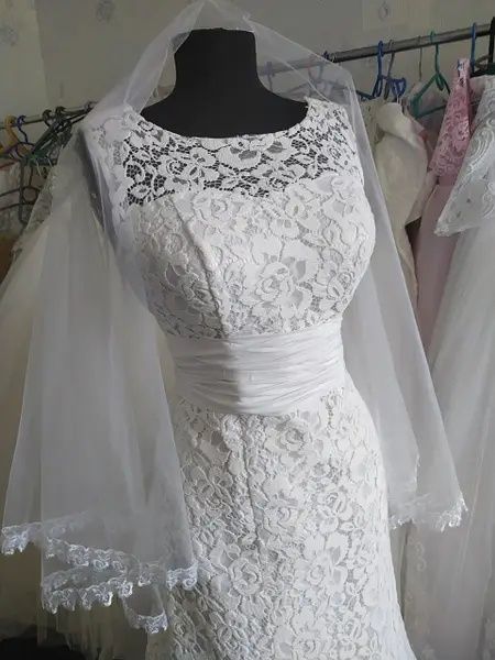 Продам свадебное платье новое