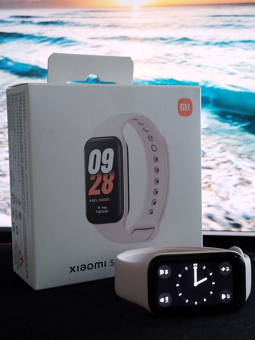 Смарт браслет band 8