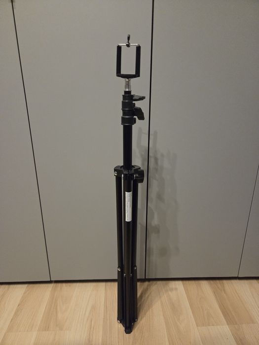 Statyw, stojak z uchwytem na telefon, rozkładany 2 metry.
