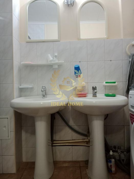 Продаж кімнати в комунальній квартирі вул. Азербайджанська