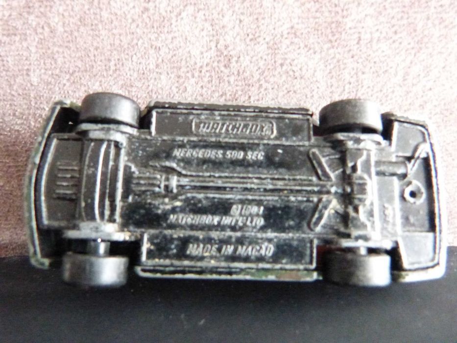 Resorak matchbox mercedes 500 SEC