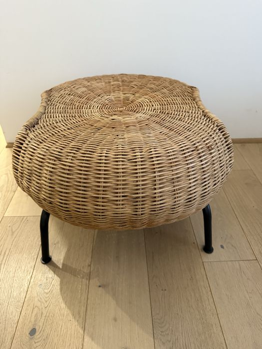 Podnóżek wiklinowy ze schowkiem Ikea