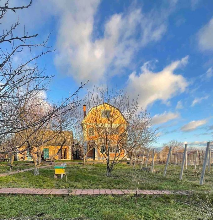 Продам (можна сертифікат) капітальний будинок з банею на березі р.Псел