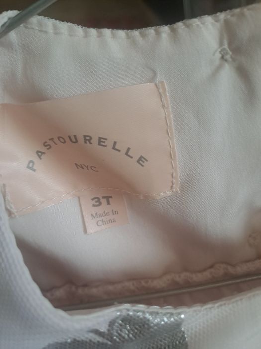 Нарядне плаття для дівчинка