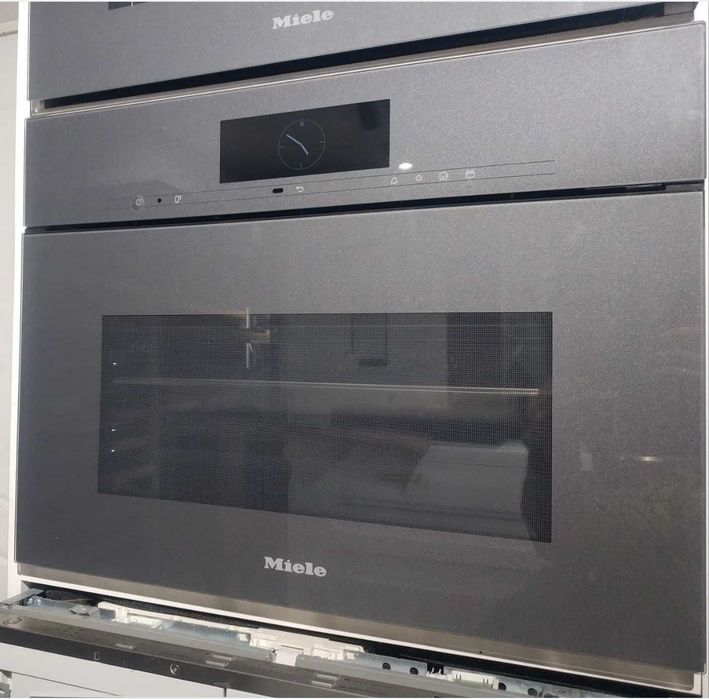 Духова шафа духовка пароварка пароконвектомат Miele DGC7840 DGC7845X