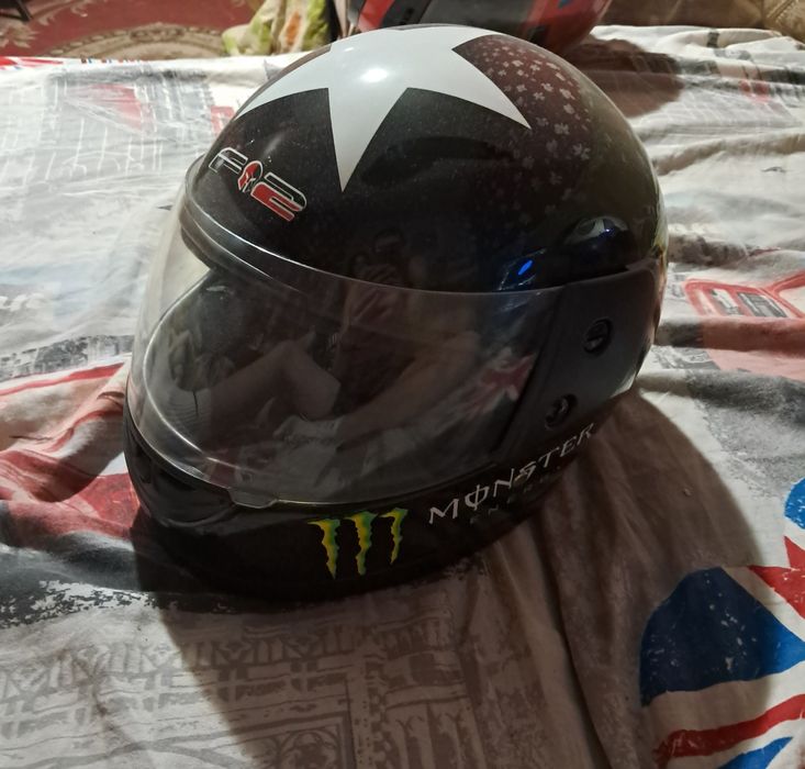 Шлем          Monster