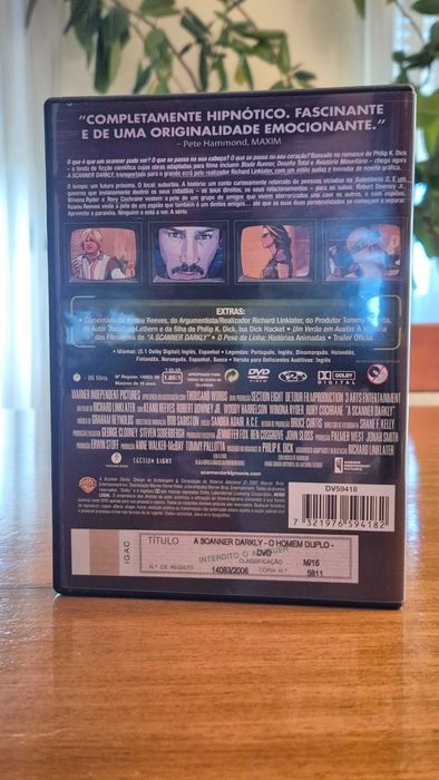 Vendo DVD Ficção Científica A SCANNER DARKLY ("O Homem Duplo") !