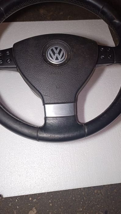 Kierownica z multi funkcją Touran skóra