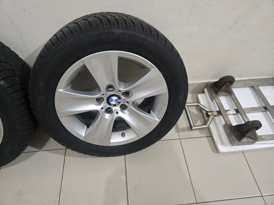Jantes BMW 17' originais em perfeito estado + Pneus Dunlop como novos