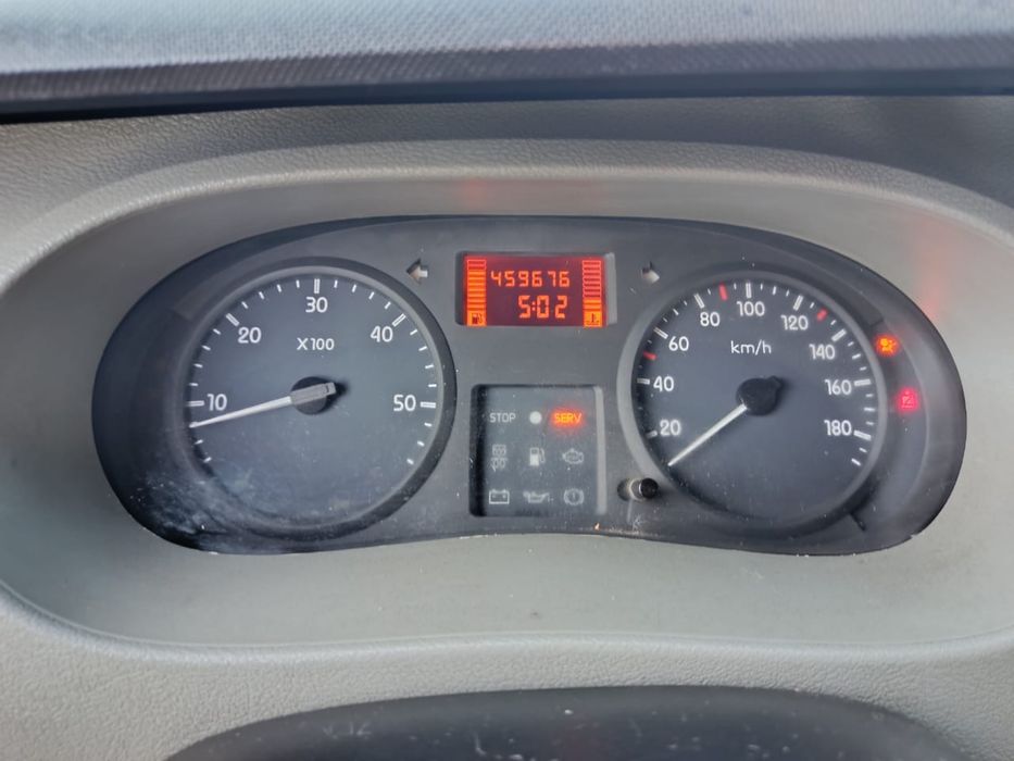 Продам бус Nissan