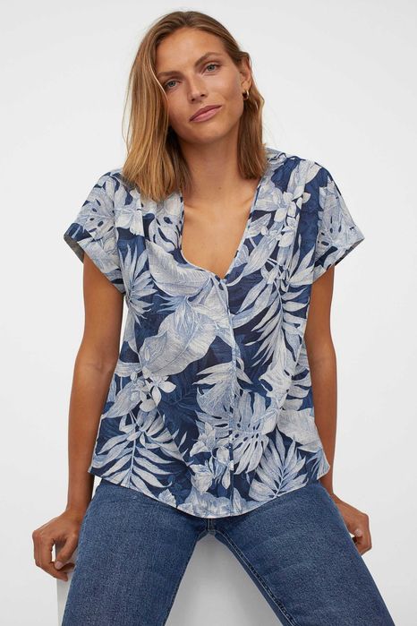 Bluzka H&M XL plus size 4XL 48 bawełna niebieska granatowa liście