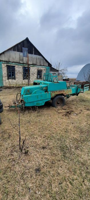 Продам прес подборщик Джон дир