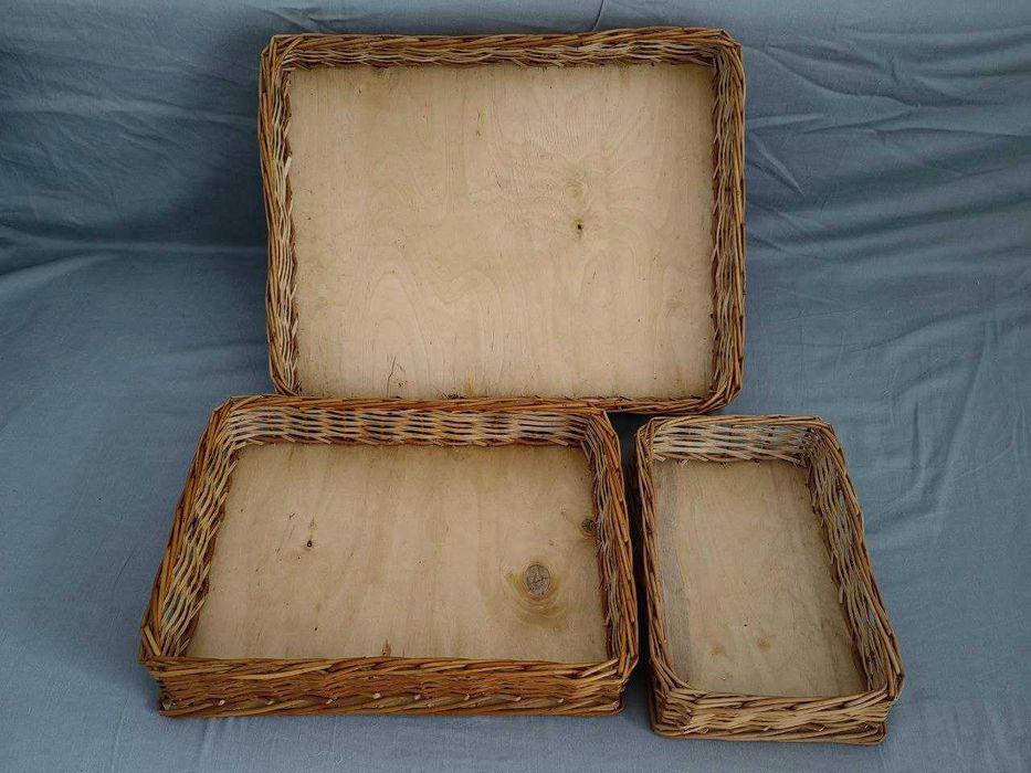 zestaw wiklinowych koszyków na chleb i pieczywo