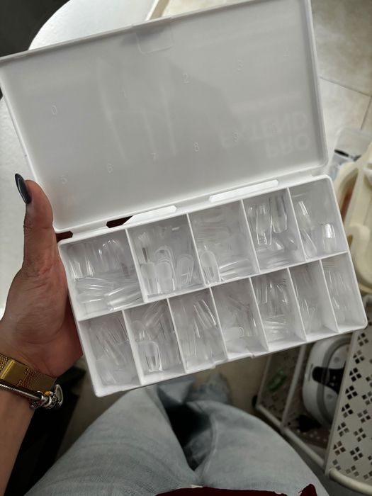 Gel construtor de unhas da Andréia com Tips por 20€ apenas usado 1x