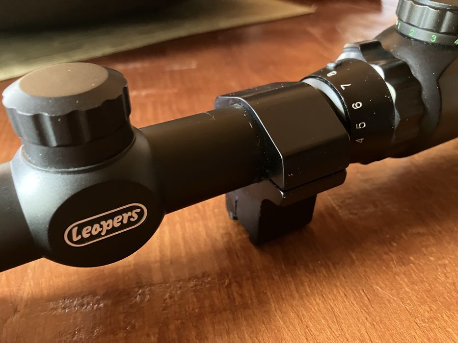 Mira telescopica Leapers