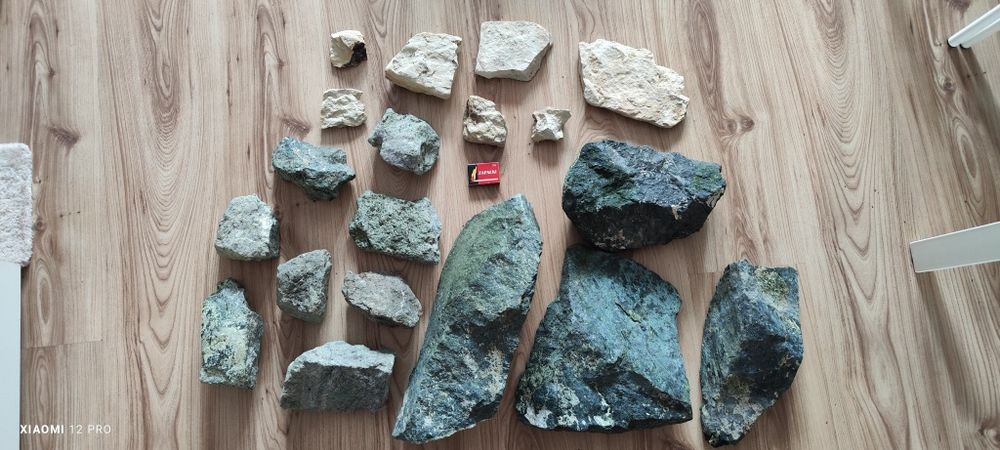 Kamienie do akwarium Malawi Serpentynit Gray Stone Wapienne