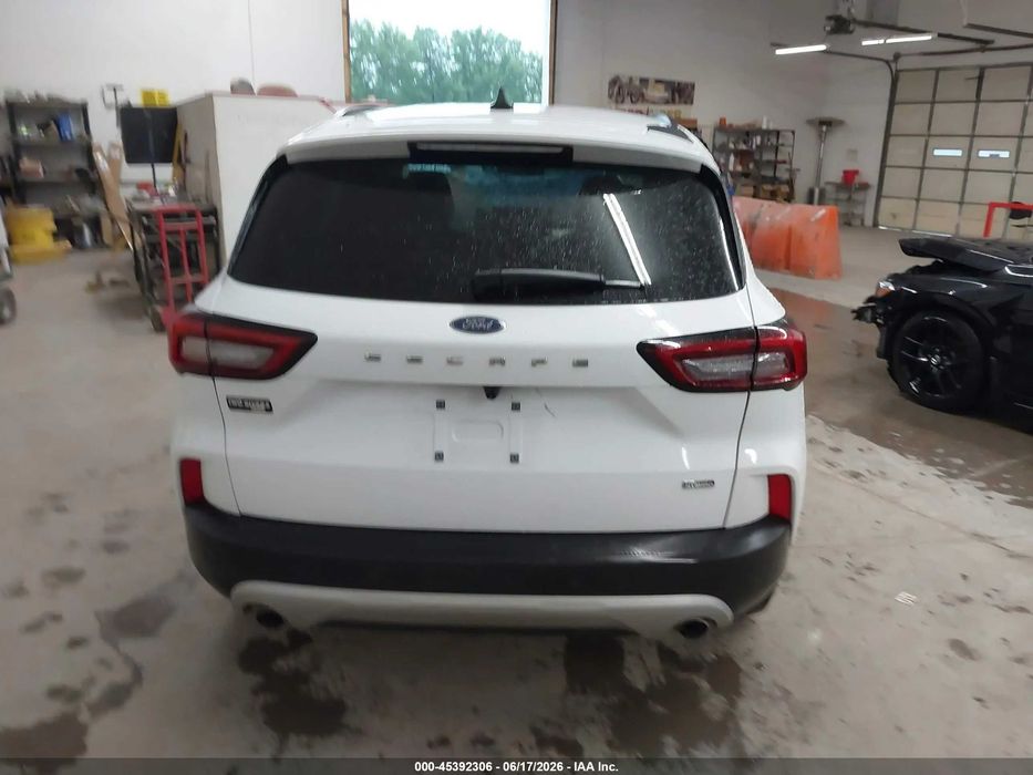 2023 Ford Escape 2.5 Hybrid