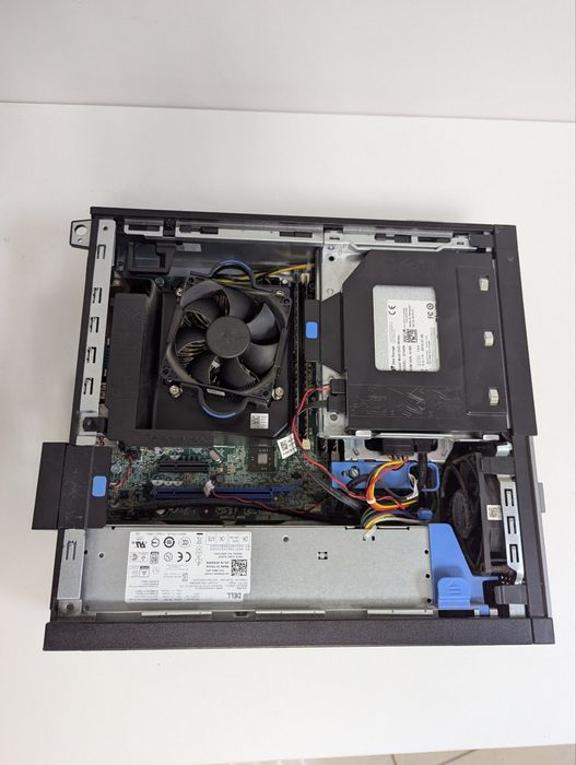 Продам компьютер! Системный блок DELL. Компактный ПК.. Гарний стан..
