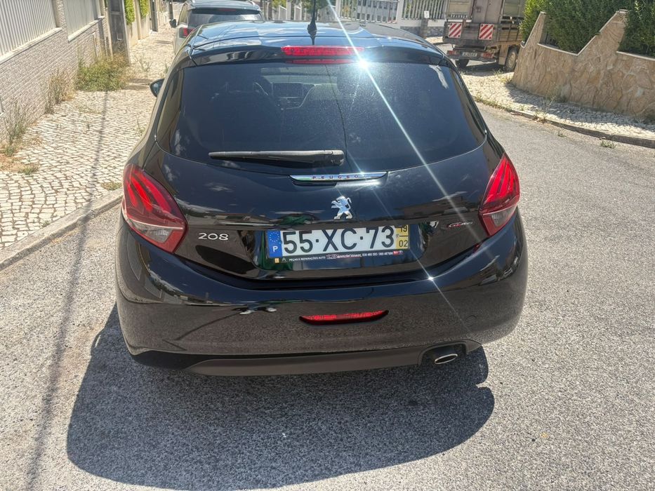 Peugeot 208 BlueHDI GT line