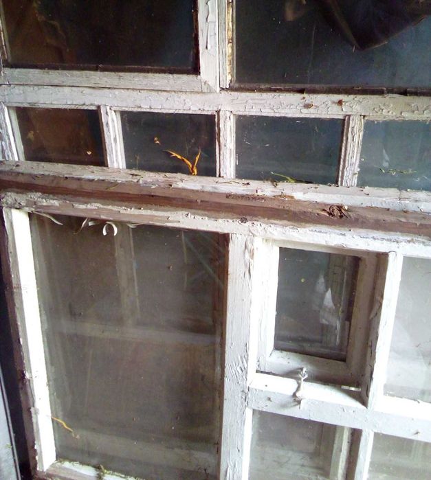 Продам оконные рамы