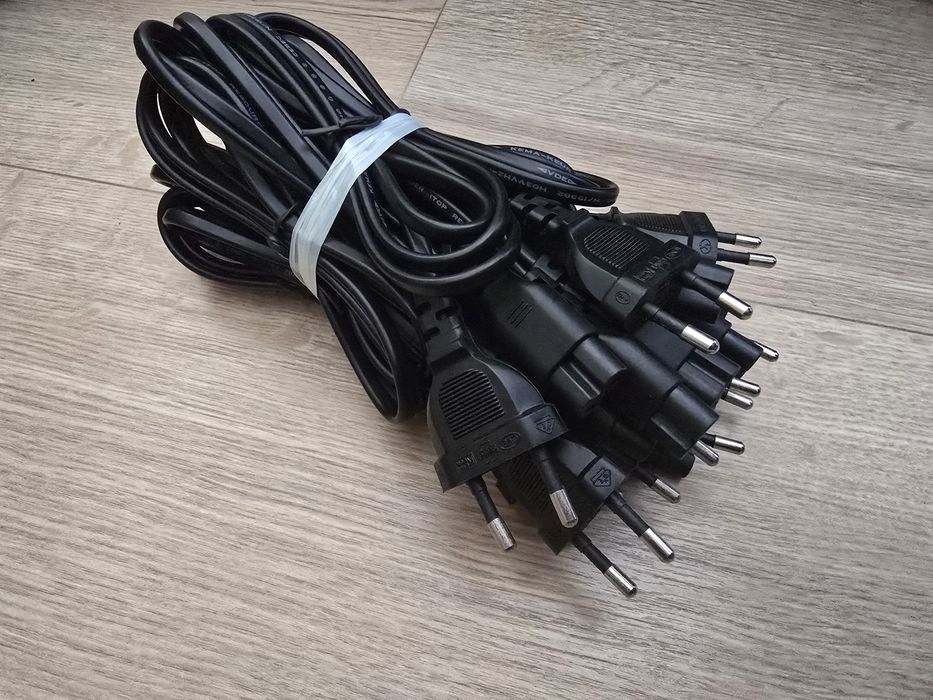 Zestaw kabli zasilających typu ósemka (C7) – 10 sztuk