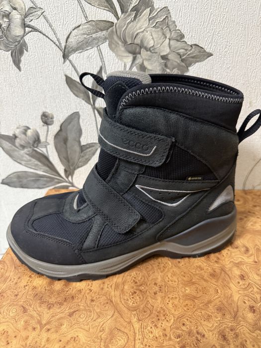 Продам ботинки Ecco 40 р