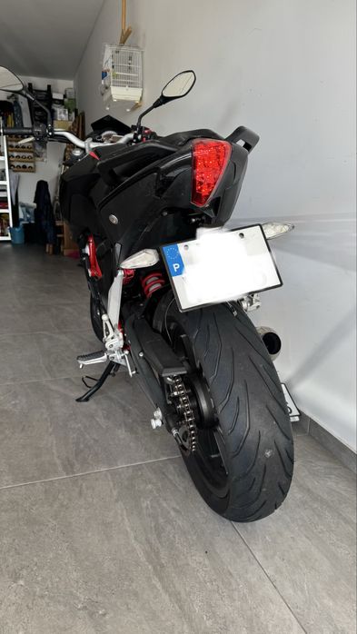 Moto Benelli BN251