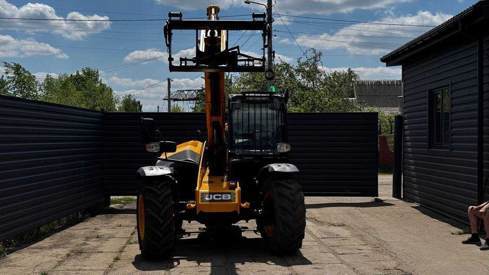 Телескопічний навантажувач JCB 531-70 2018 р. 55 кВт. 4585 м/год.