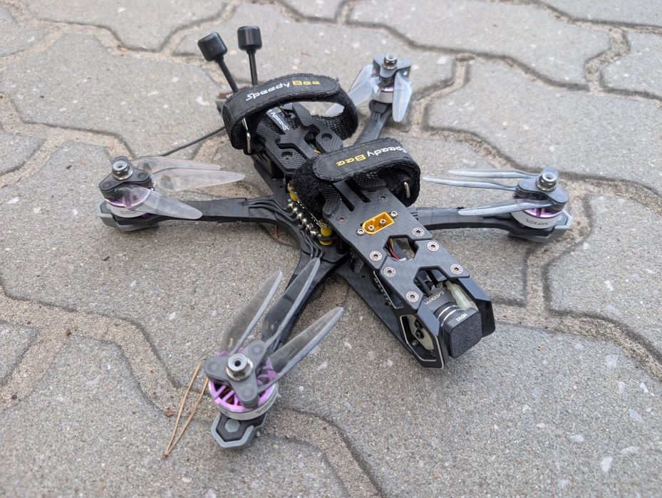 Dron fpv speedybee master hd,walksnaik  moonlight, t-motor