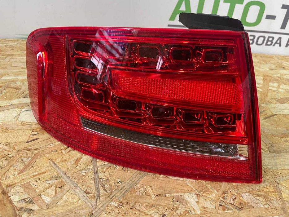 Фонарь стоп Audi A4 B8 LED фонари Ауди А4 Б8 2008-2012 Європа