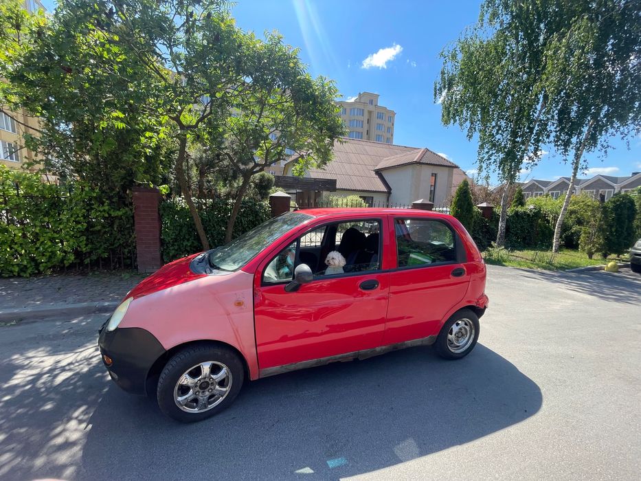 Автомобіль Chery QQ