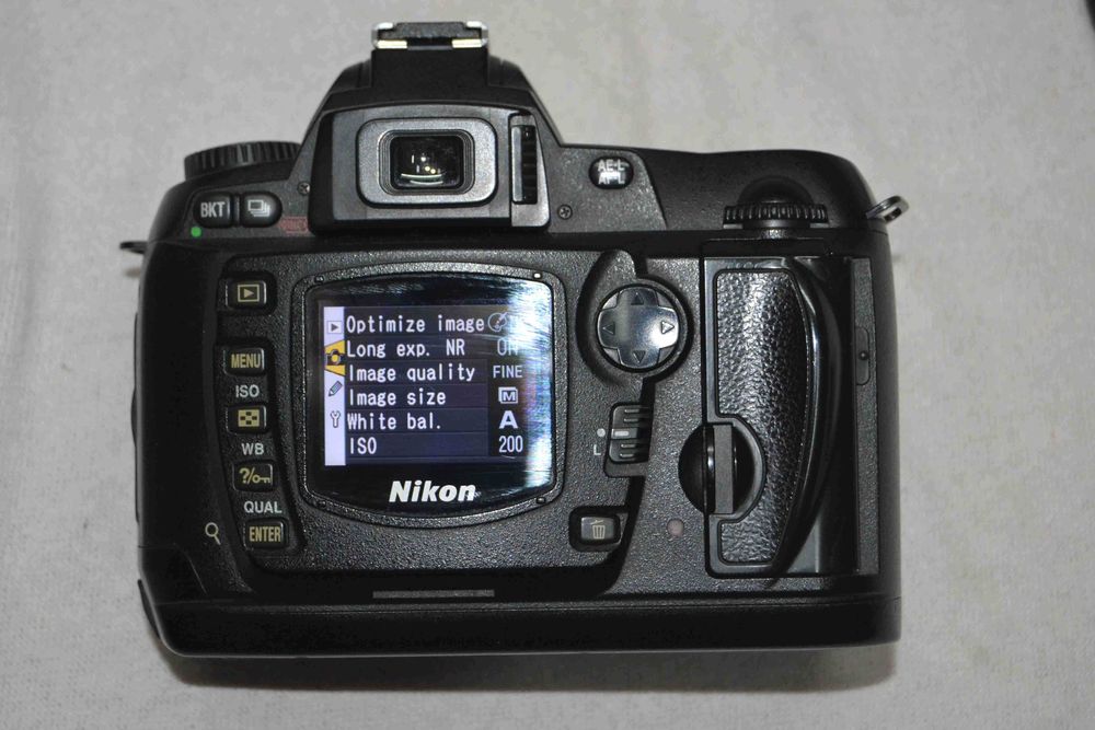 Câmera Fotográfica Nikon D70