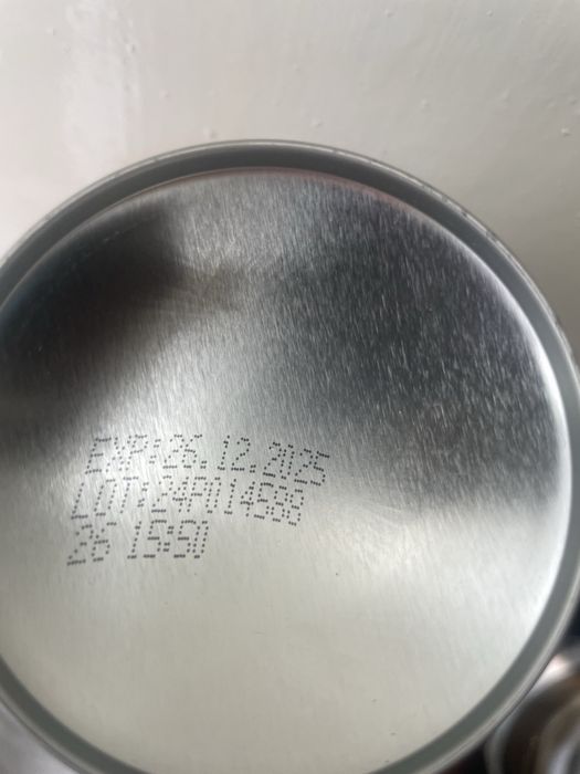 Піна монтажна професійна і ручна