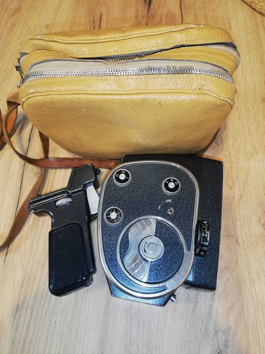 Retro Pamiątki. Amatorska kamera filmowa QUARTZ 8 mm