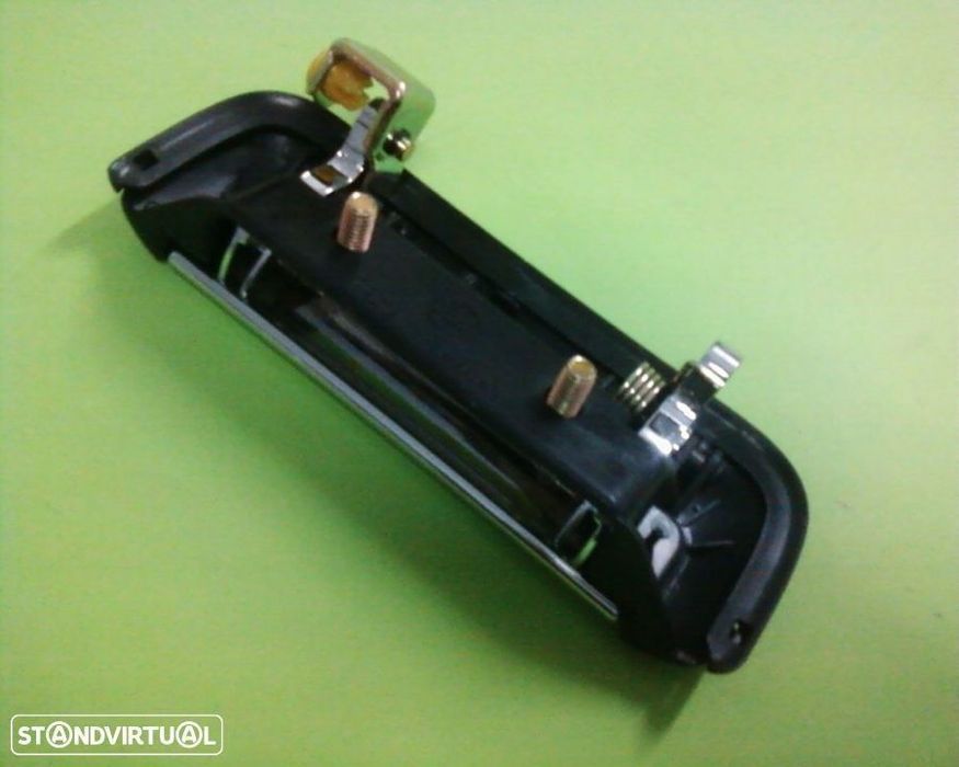puxador caixa carga mitsubishi L200 1996-2005(NOVO)