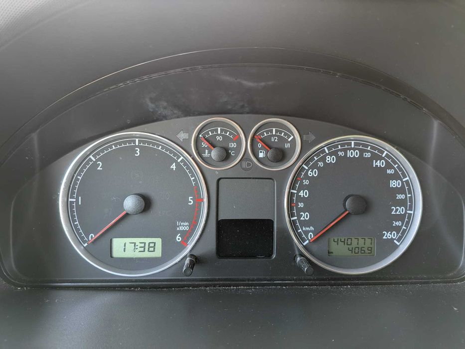VW Sharan 1.9 TDI 130 CV 7 Lugares