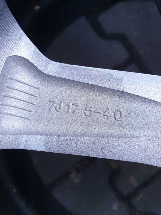 Felgi aluminiowe Renault 17" 5x114,3 7j et40 Nissan Suzuki Toyota itp.