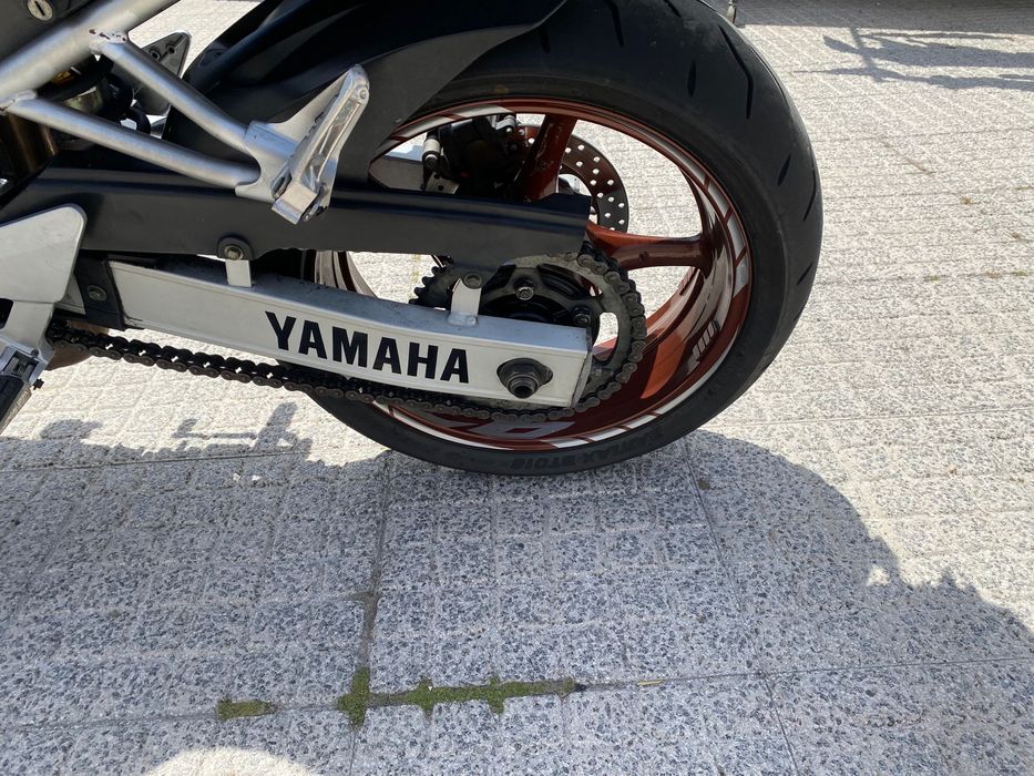 Yamaha Fazer 600 de 2004