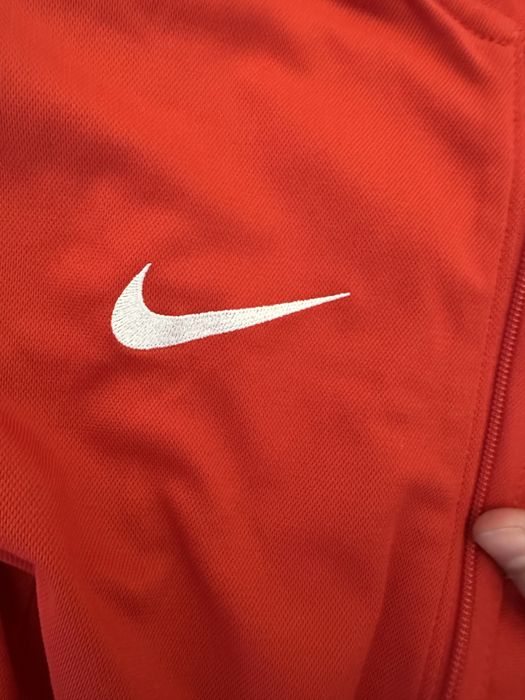 Олімпійка Nike Dri-FIT майже не ношена, ідеальний стан, без дефектів