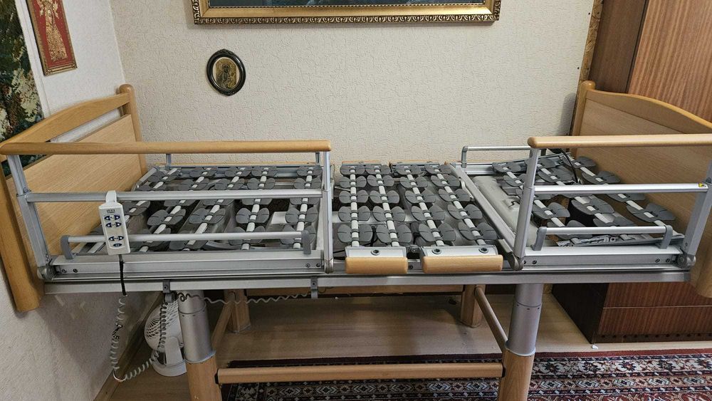 Łóżko rehabilitacyjne elektryczne VOLKER + materac