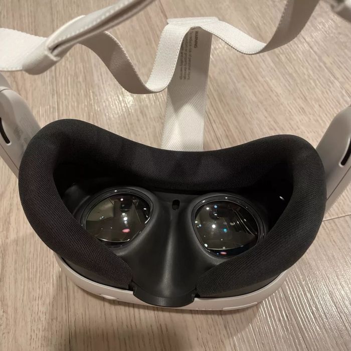 Vendo Meta Quest 3