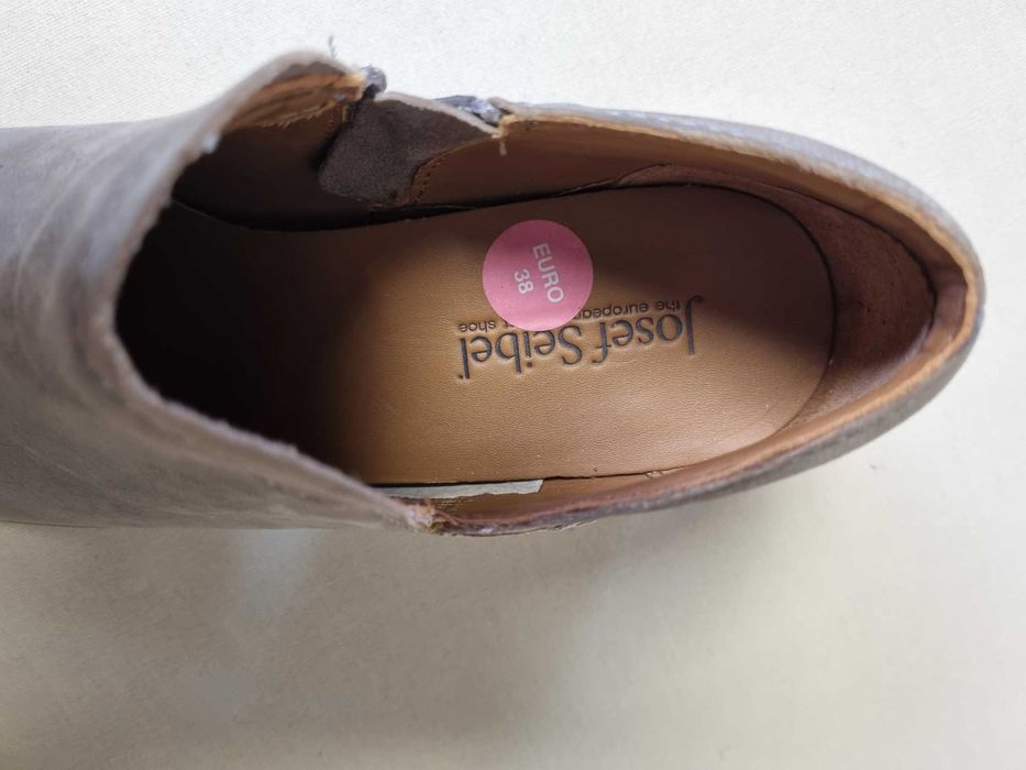 skórzane półbuty marki Josef Seibel
