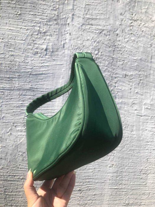 Сумка багет зелена Cropp