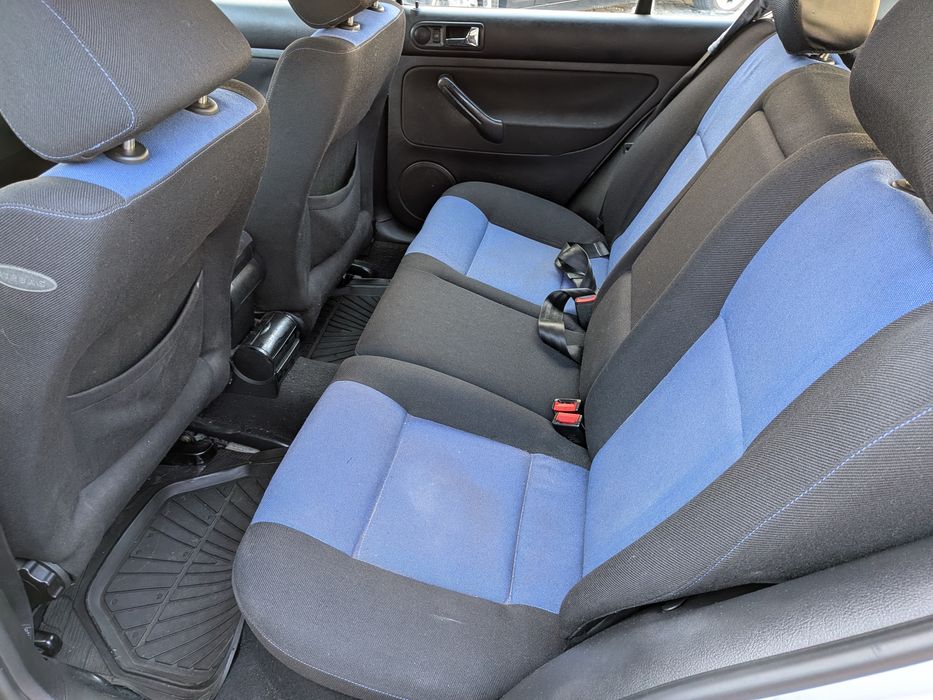 VW Golf 1.9 TDI 25 anos  Confortline 110 CV  01