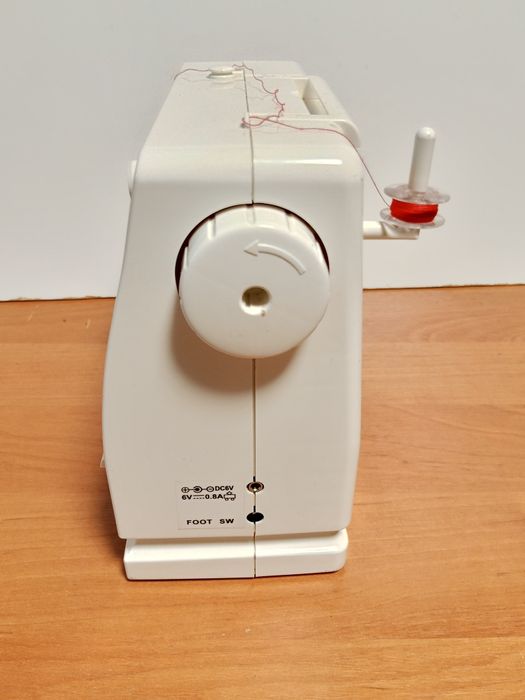 Швейная машинка Zig-zag